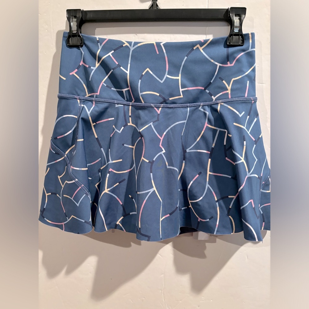 Athleta Sz XS Blue Skater Skort with Abstract Pattern